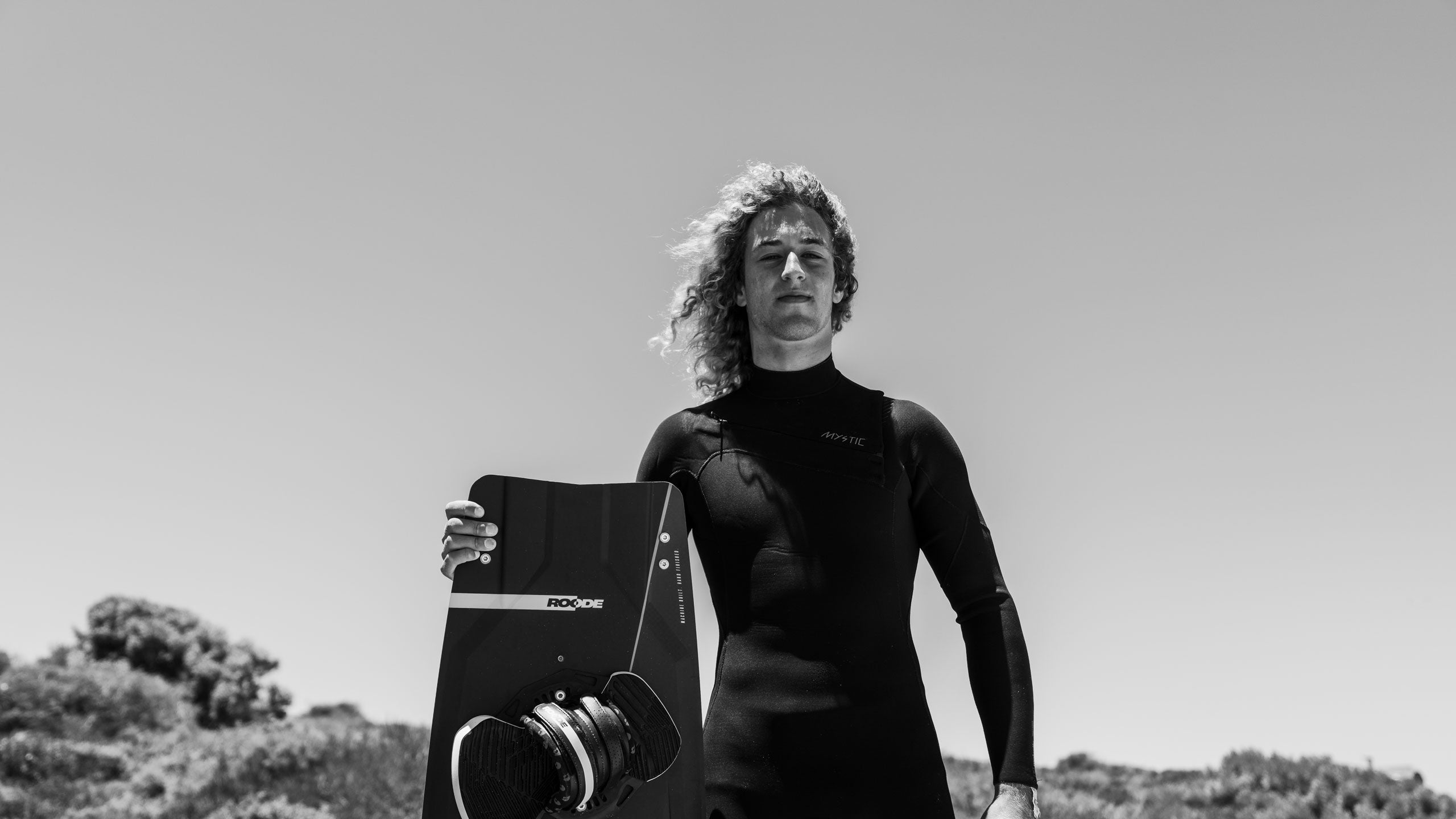 BbTalkin waterproof Bluetooth intercom for water sports and kitesurfing