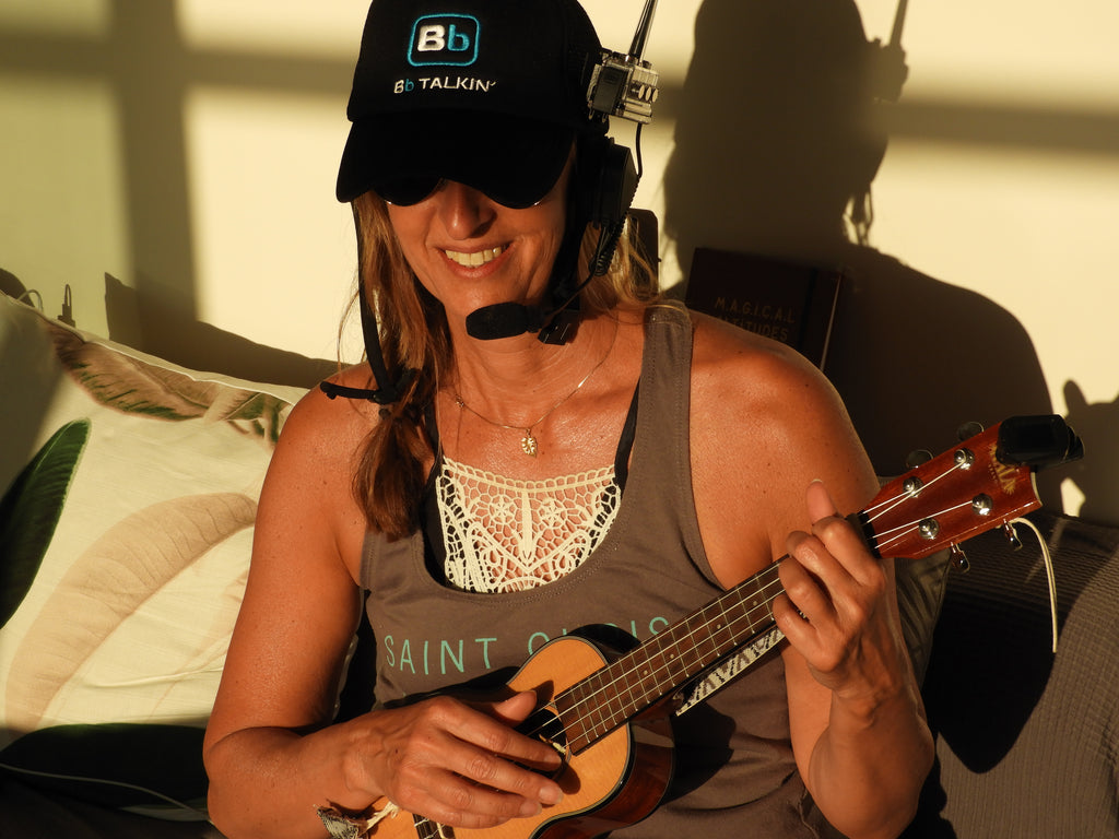 BbTalkin 3.0 Πακέτο επικοινωνίας για 4 άτομα: Surf Cap + 3x Mono Helmet Pad Headset